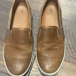 Frye sneaker